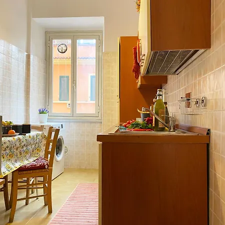 Casa Del Sol Alpigneto * Rome
